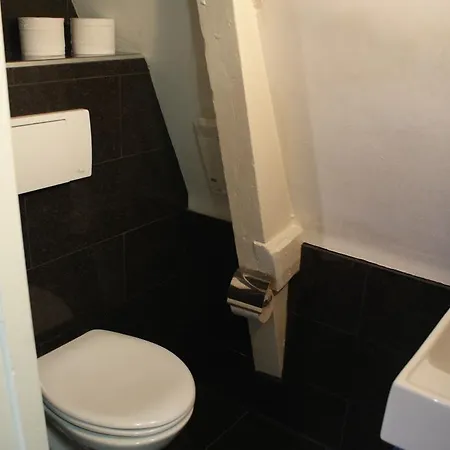 Отель Prinsenhof 4*
