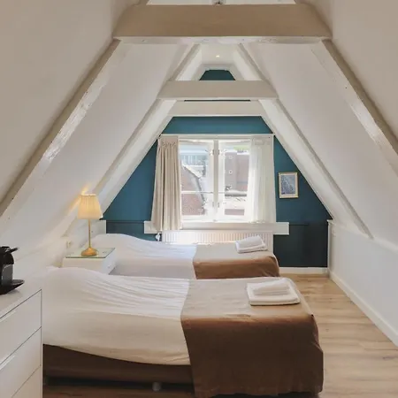 Prinsenhof 4*