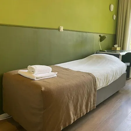 Отель Prinsenhof 4*