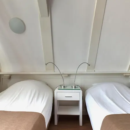 Prinsenhof Отель 4*