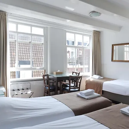Отель Prinsenhof 4*