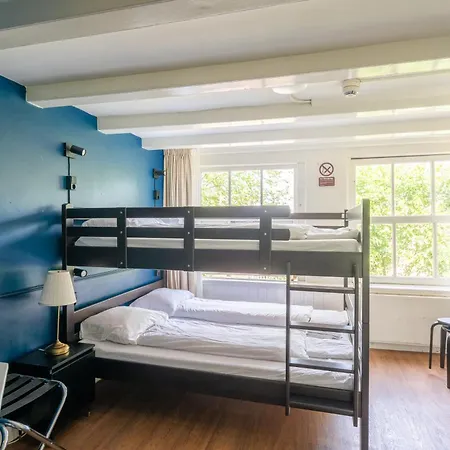 Prinsenhof Ξενοδοχείο 4*