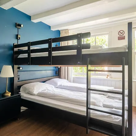 Prinsenhof 4*