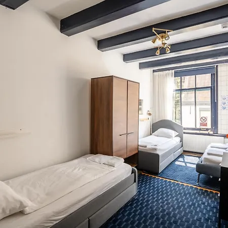 Hotel Prinsenhof 4*